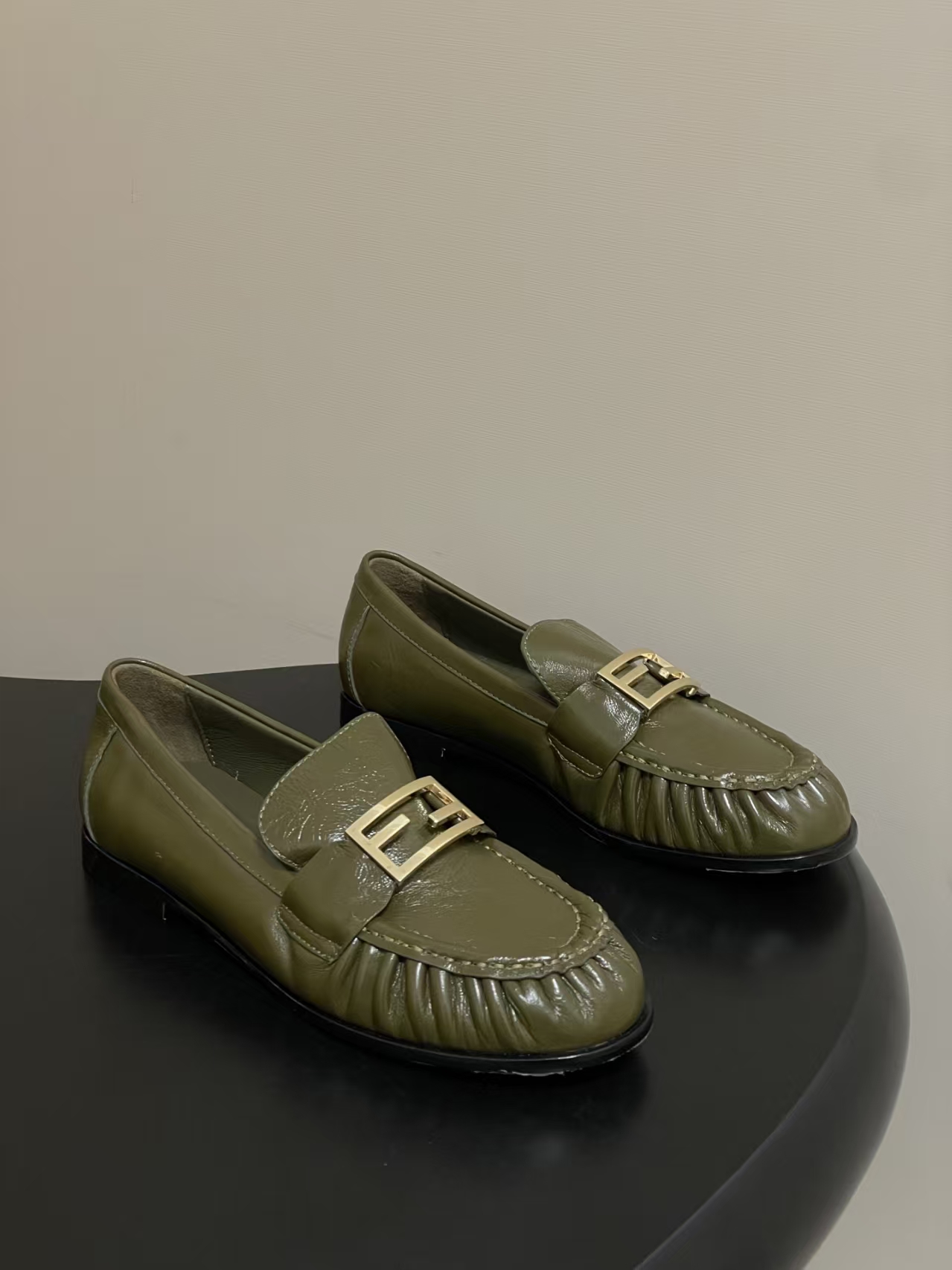 FENDI Baguette Crinkle Round-Toe Retro Loafer in Green Leather