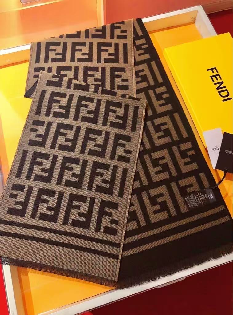 Fendi Classic Pattern Scarf in Wool Blend