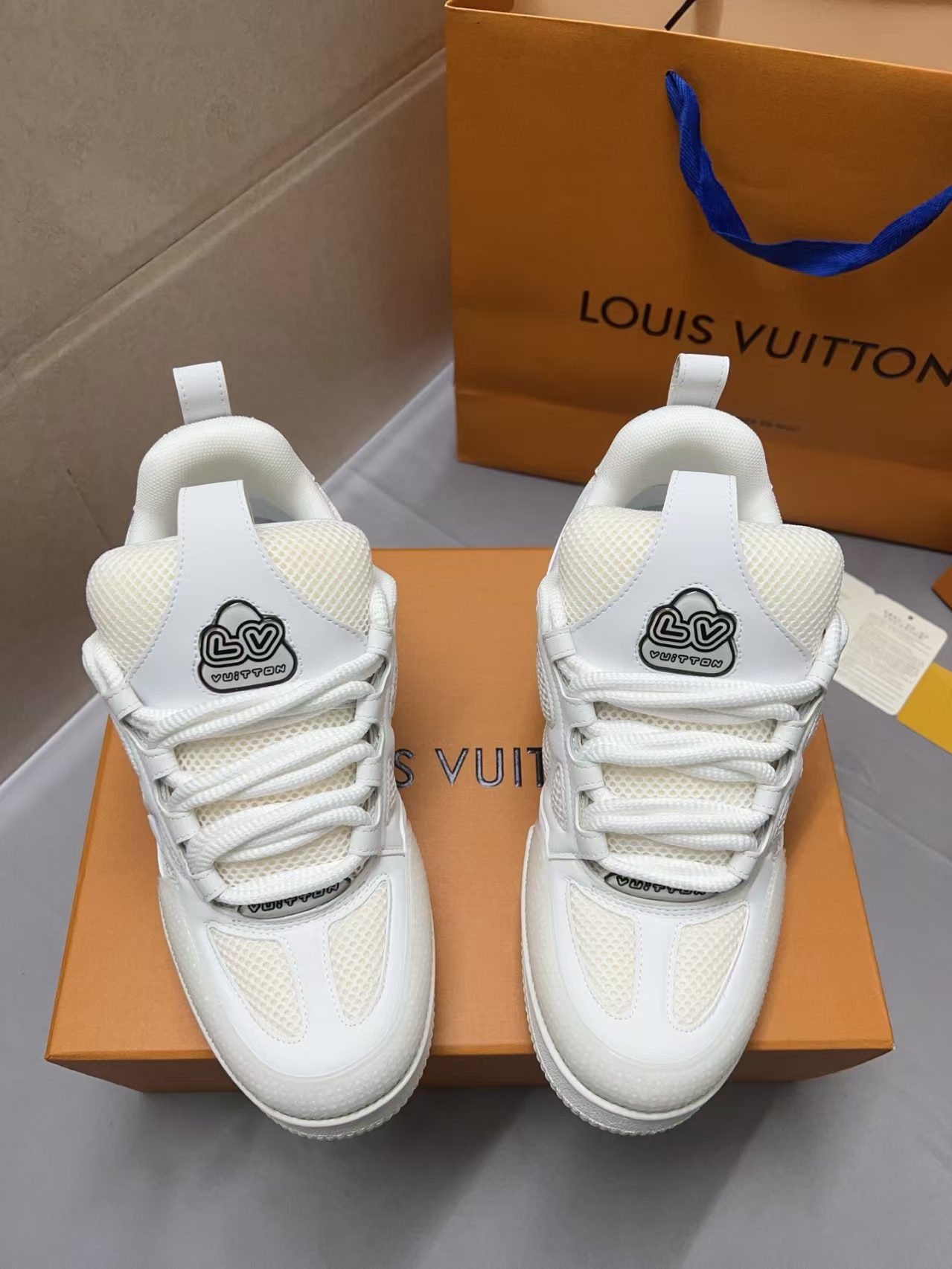 LOUIS VUITTON Monogram Floral Side Accent in White | Leather & Embroidery Collection
