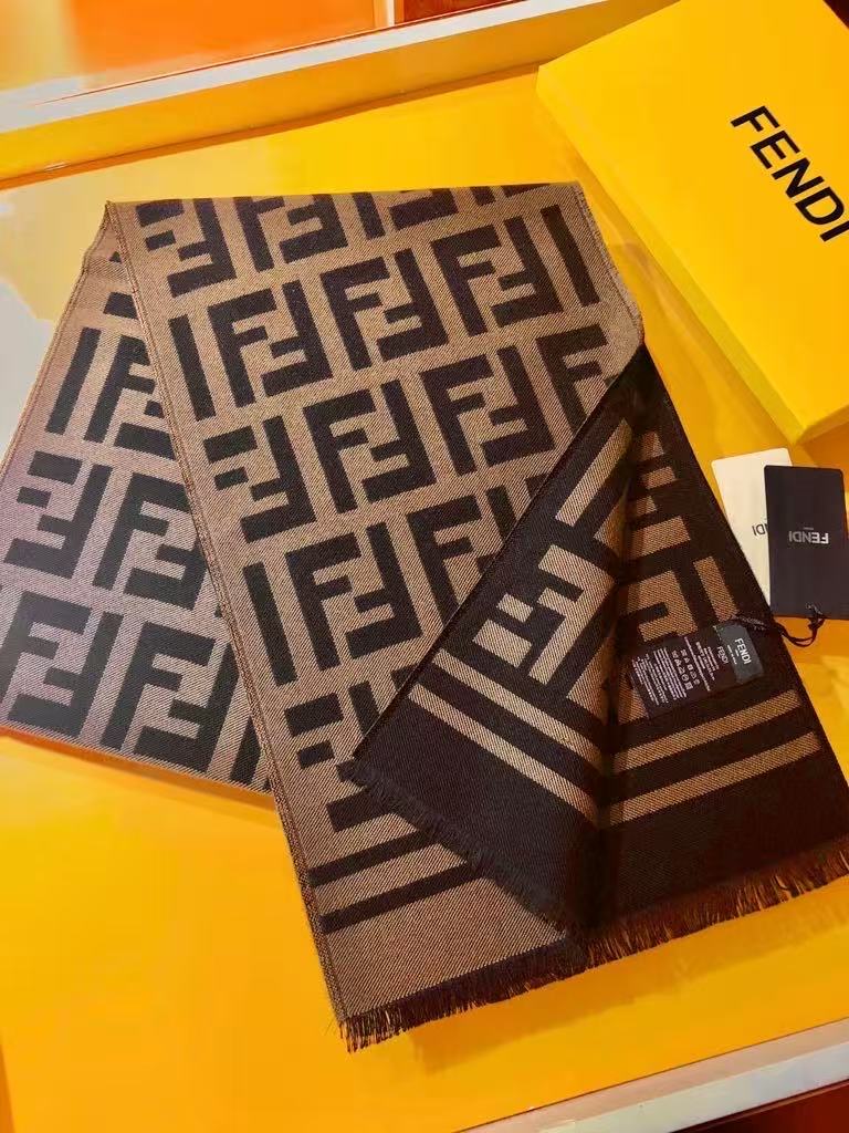 Fendi Classic Pattern Scarf in Wool Blend