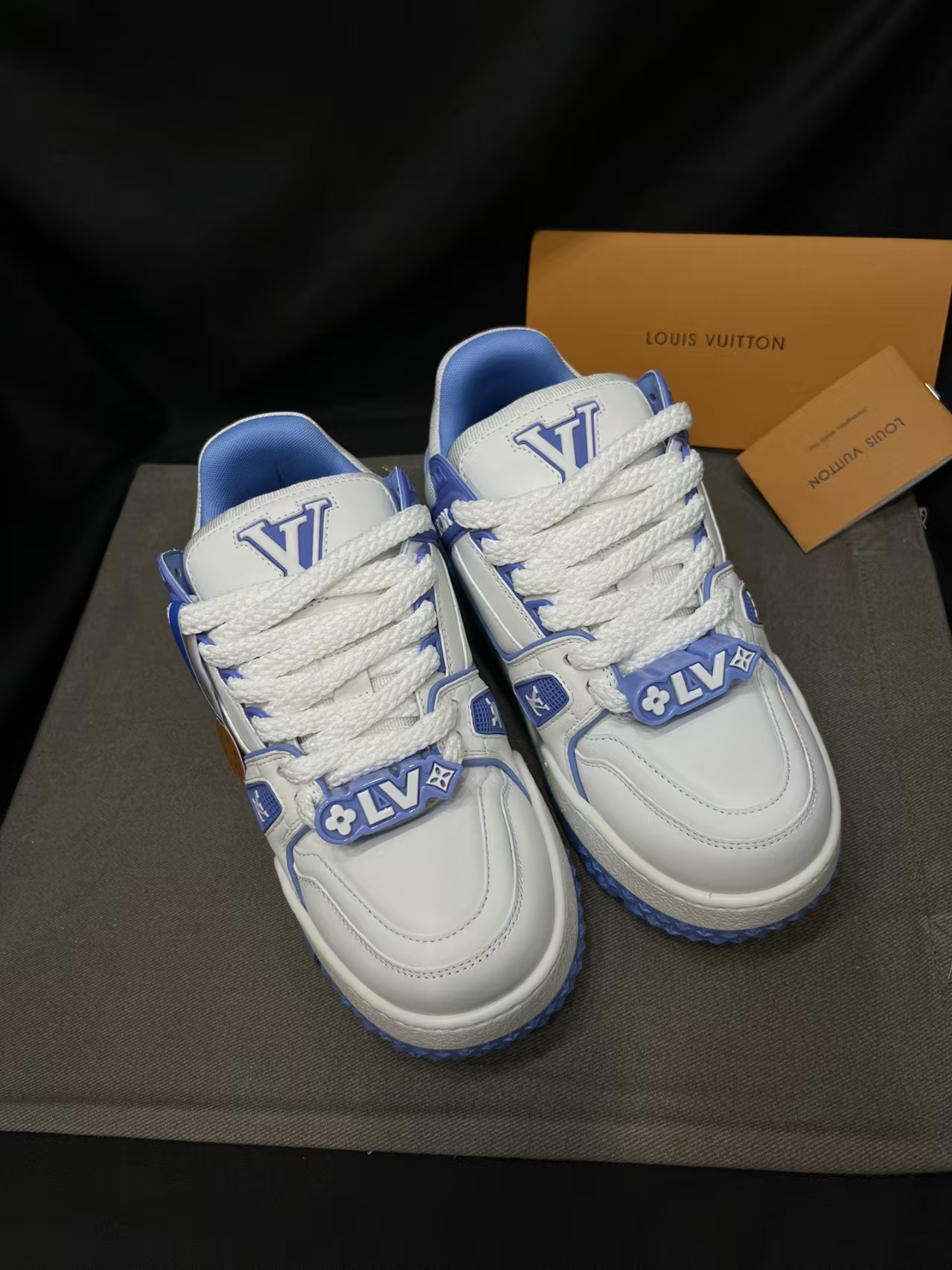 LOUIS VUITTON Trainer White & Sky Blue | Chunky Bread Shoe