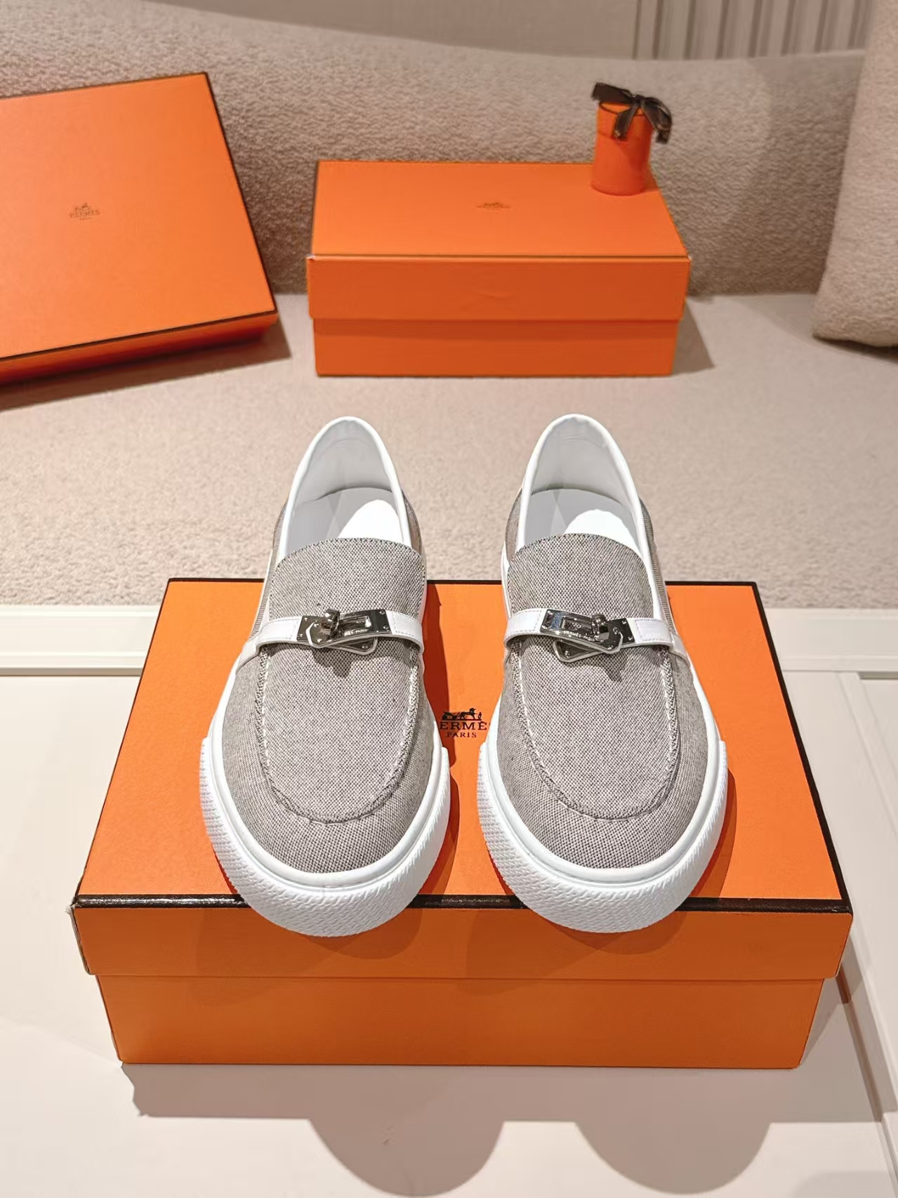 HERMÈS New Arrival Kelly Buckle Platform Loafer in White & Grey | Elevated Leather Slip-On