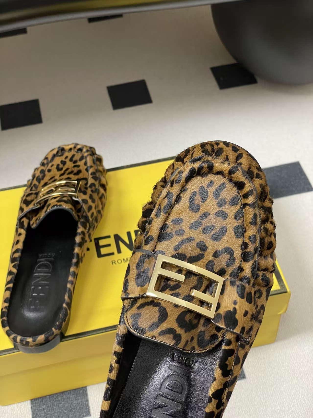 FENDI Baguette Crinkle Round-Toe Retro Loafer Mule in Leopard Print Leather