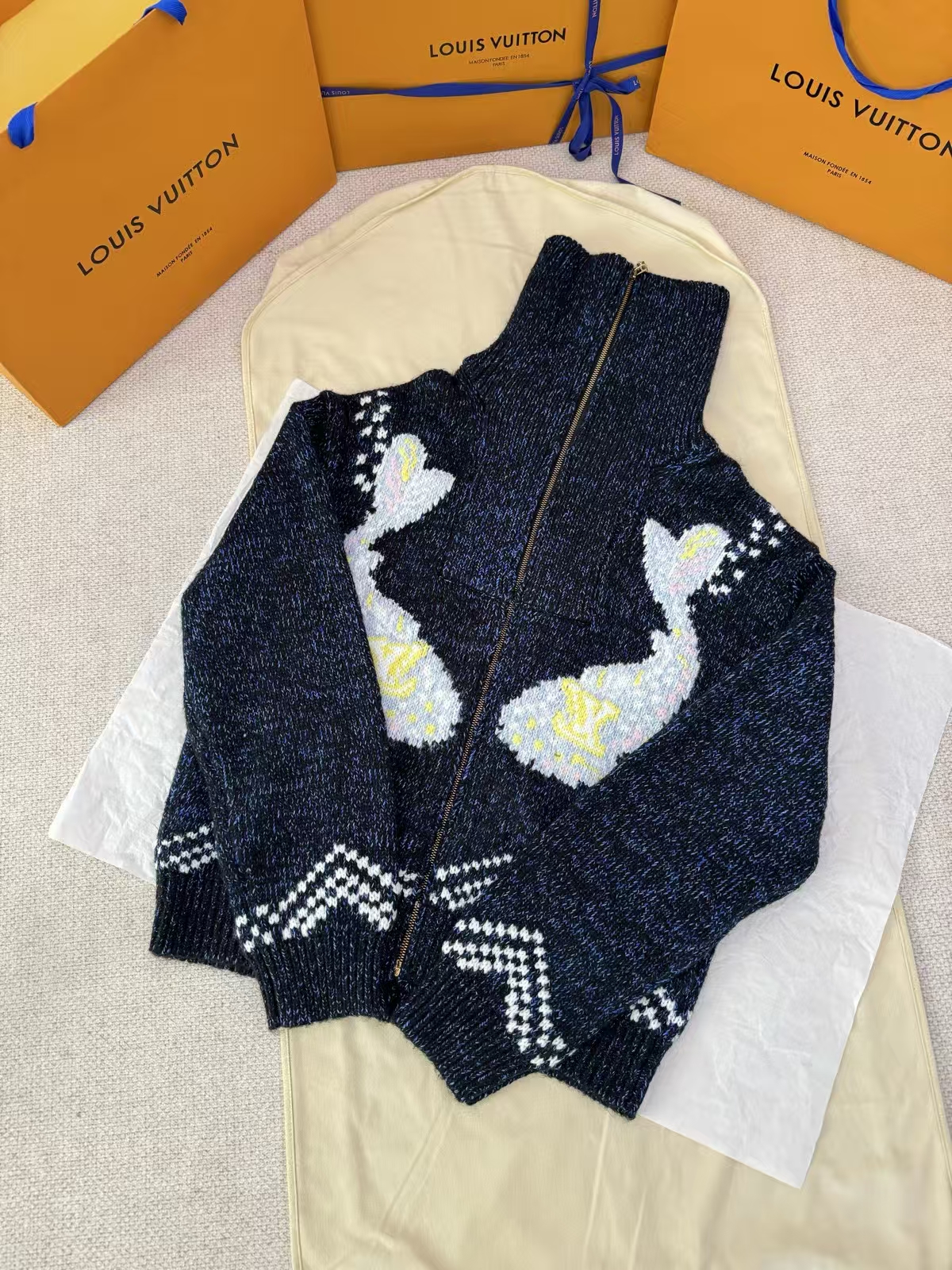 LOUIS VUITTON × Nigo Co-Branded Koi Patchwork Sheer Wool Knit Zip-Up Jacket