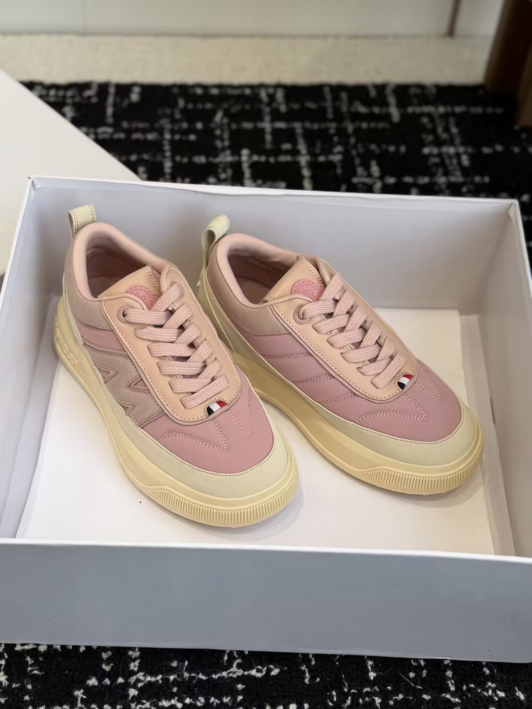 Women's Moncler Altive Sneakers in Pink | Vibram® Megagrip