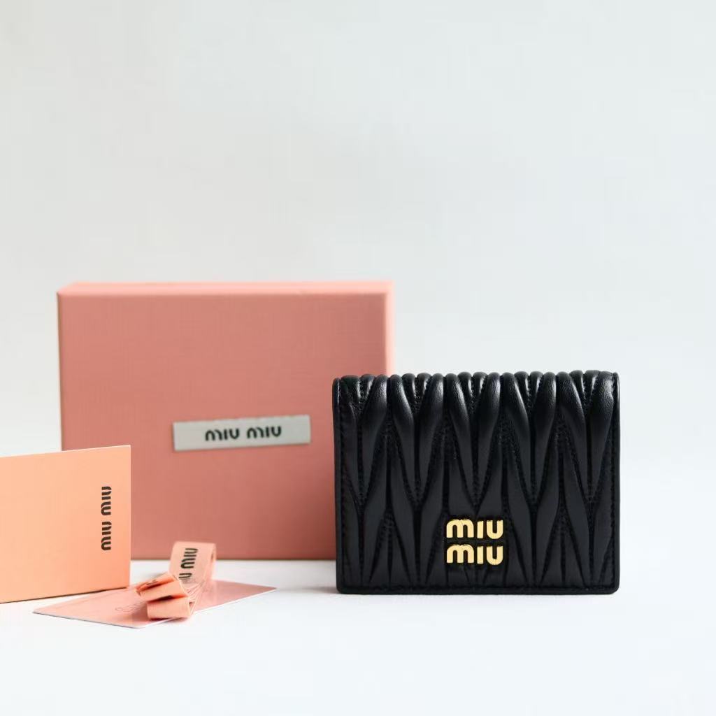 Miumiu Matelassé Soft Lambskin Small Money Clip