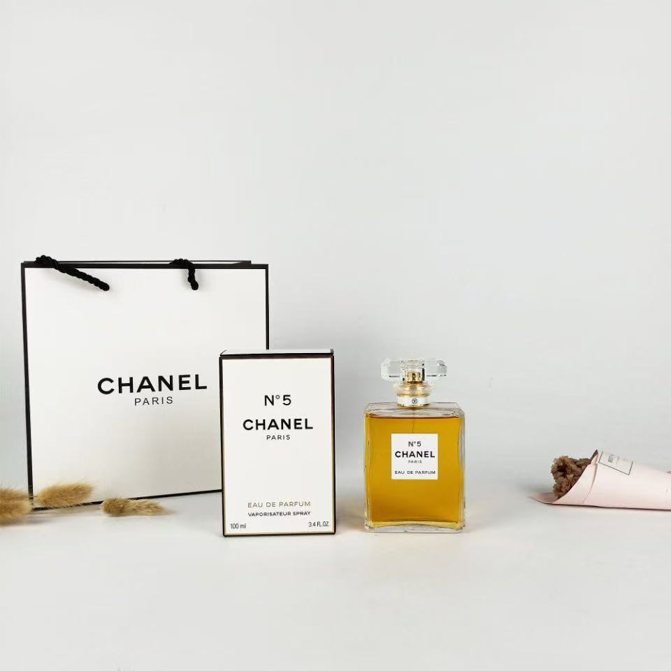 Chanel No.5 - A Sophisticated and Luxurious Intense Fragrance for Ladies, 100ml