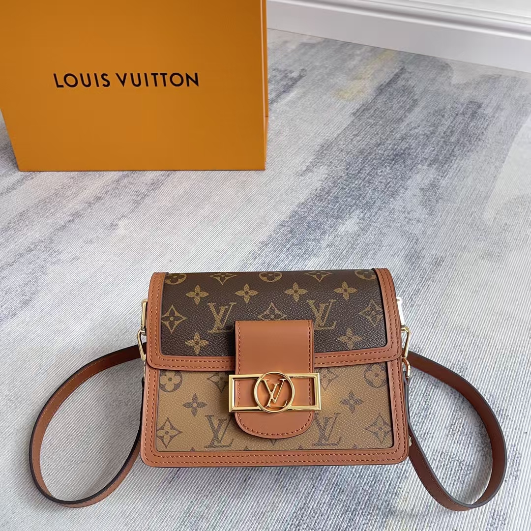 LOUIS VUITTON Dauphine Bag