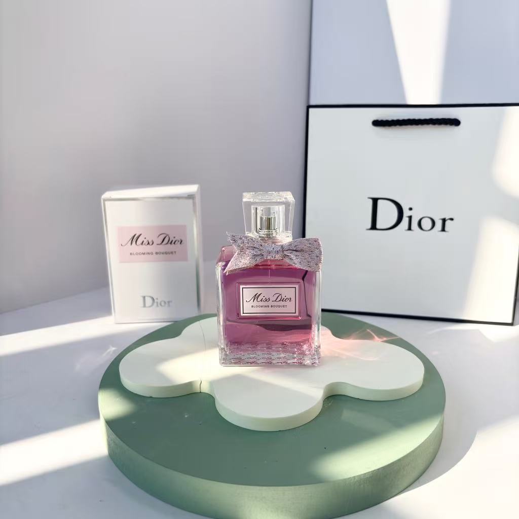 Dior Miss Floral Light Eau de Parfum