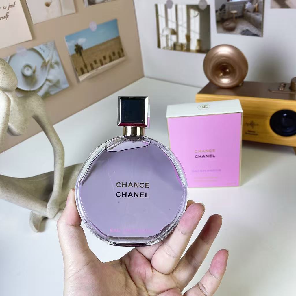 Chanel Meets Dreamy Perfume