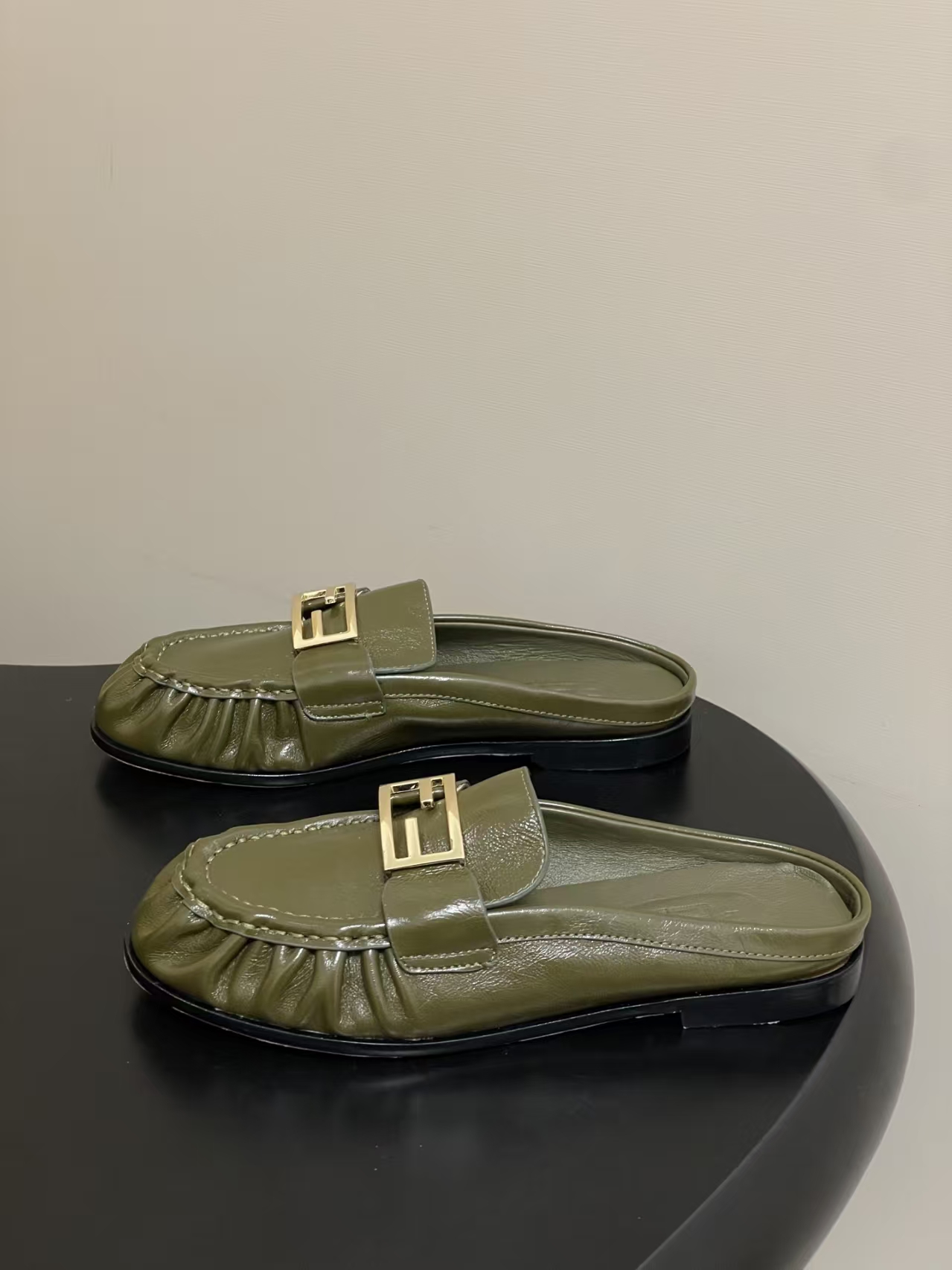 FENDI Baguette Crinkle Round-Toe Retro Loafer Mule in Green Leather
