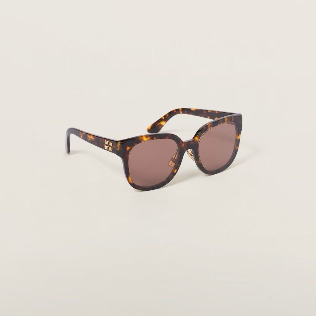 Miumiu Regard Sunglasses