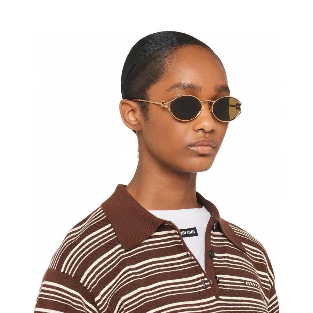 Miu Miu Logo sunglasses