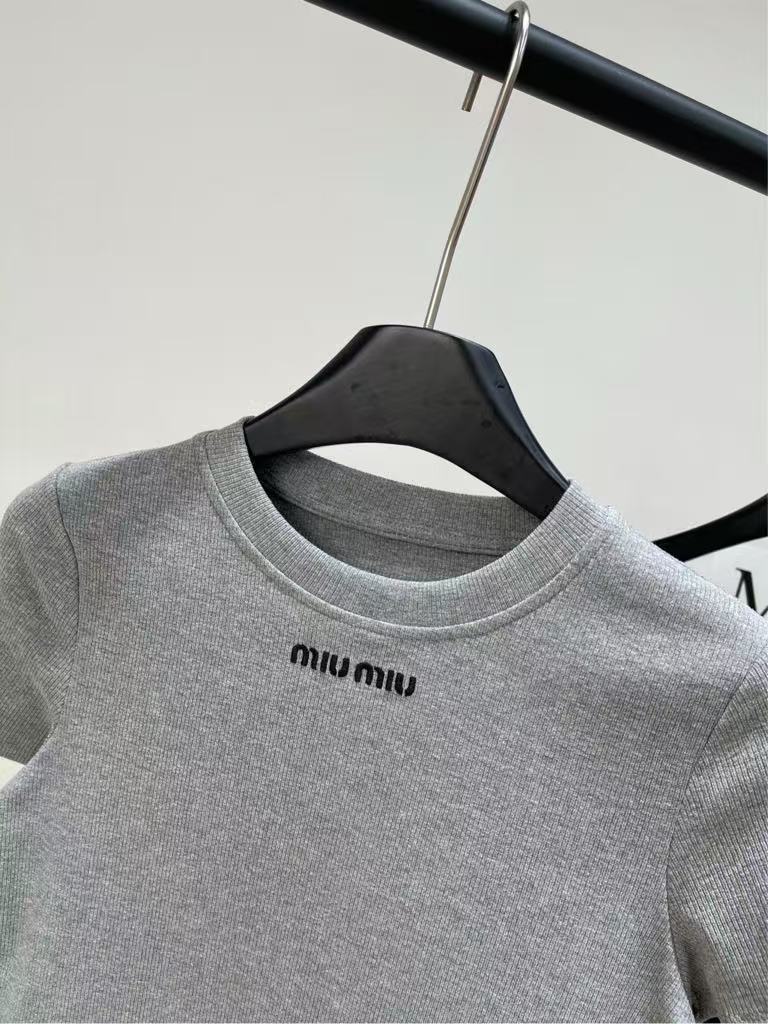 Miu Miu Seamless Color-Blocked Gray Short-Sleeve T-Shirt