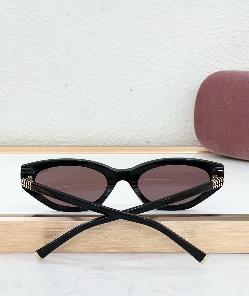 Miu Miu logo sunglasses