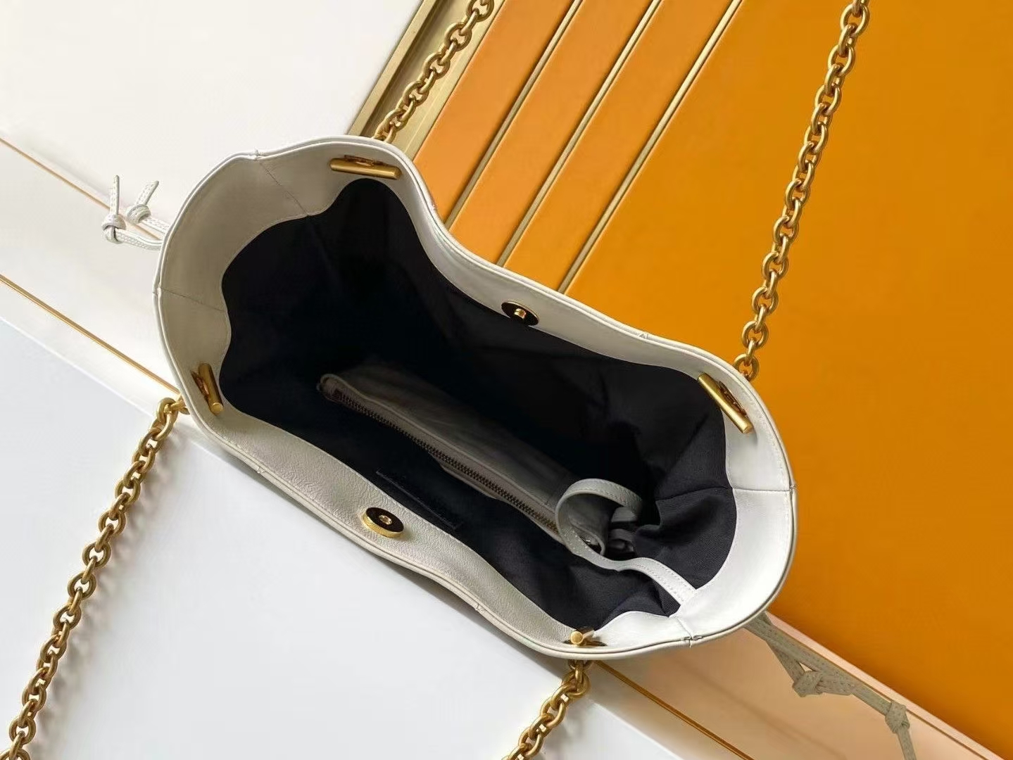 Saint Laurent Jamie Shopping Small Tote Bag in White Sheepskin