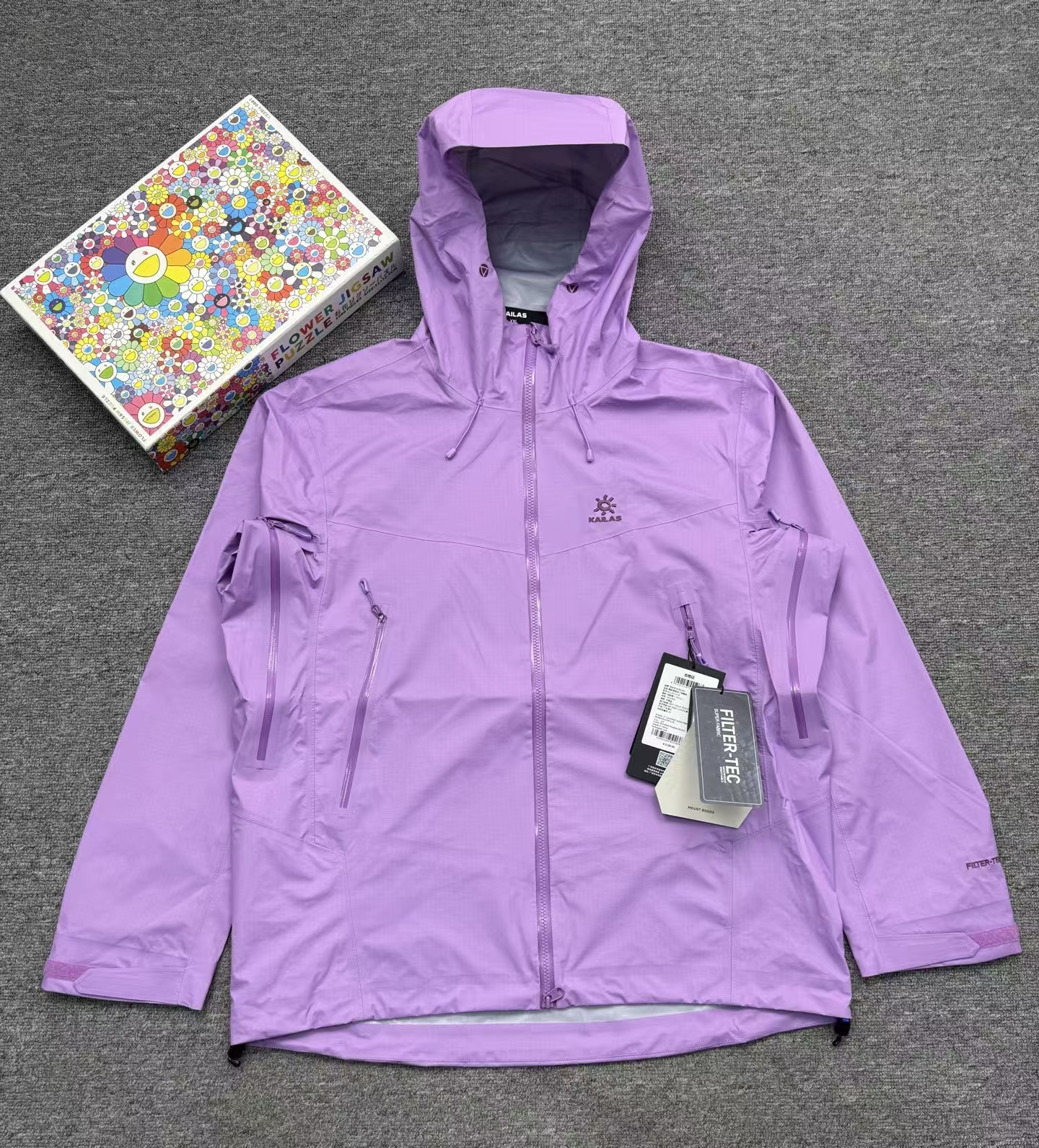 KAILAS Bogda LT Lightweight Stretch Softshell Jacket for Hiking in Windbell Purple