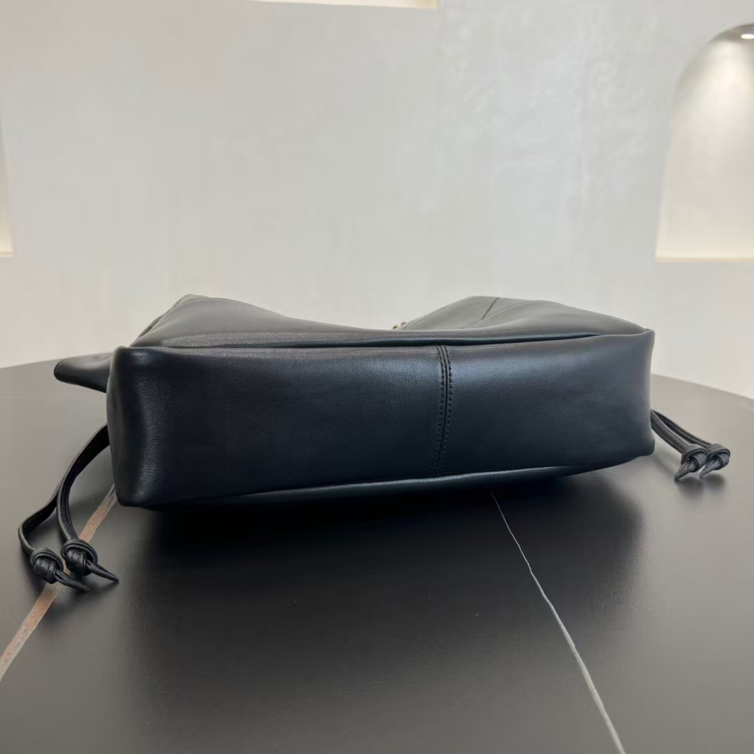 Saint Laurent Jamie Shopping Small Tote Bag in Black Sheepskin