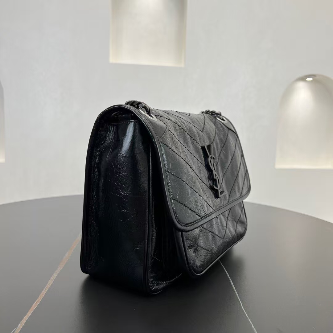 Saint Laurent Niki Medium Vintage Leather Handbag in Black