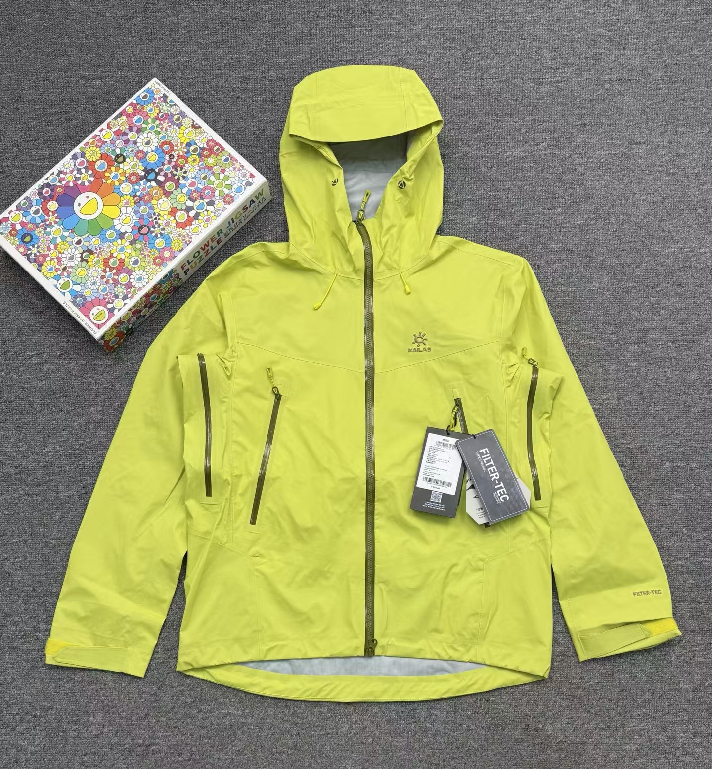KAILAS Bogda LT Lightweight Stretch Softshell Jacket for Hiking in Rock Yellow