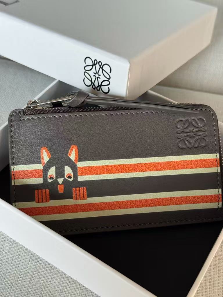 LOEWE Classic Leather Cat Coin Card Holder in Futurist Design