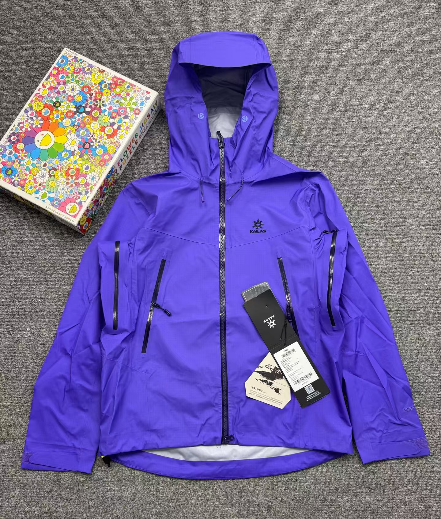 KAILAS Bogda LT Lightweight Stretch Softshell Jacket for Hiking in Amethyst Purple