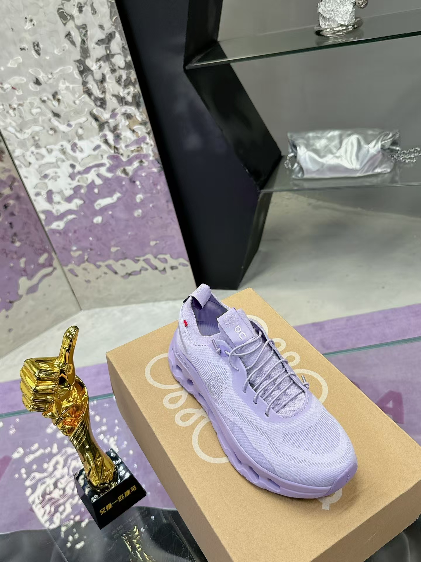 LOEWE On CloudTilt Sneakers in Lavender | Comfort Runner