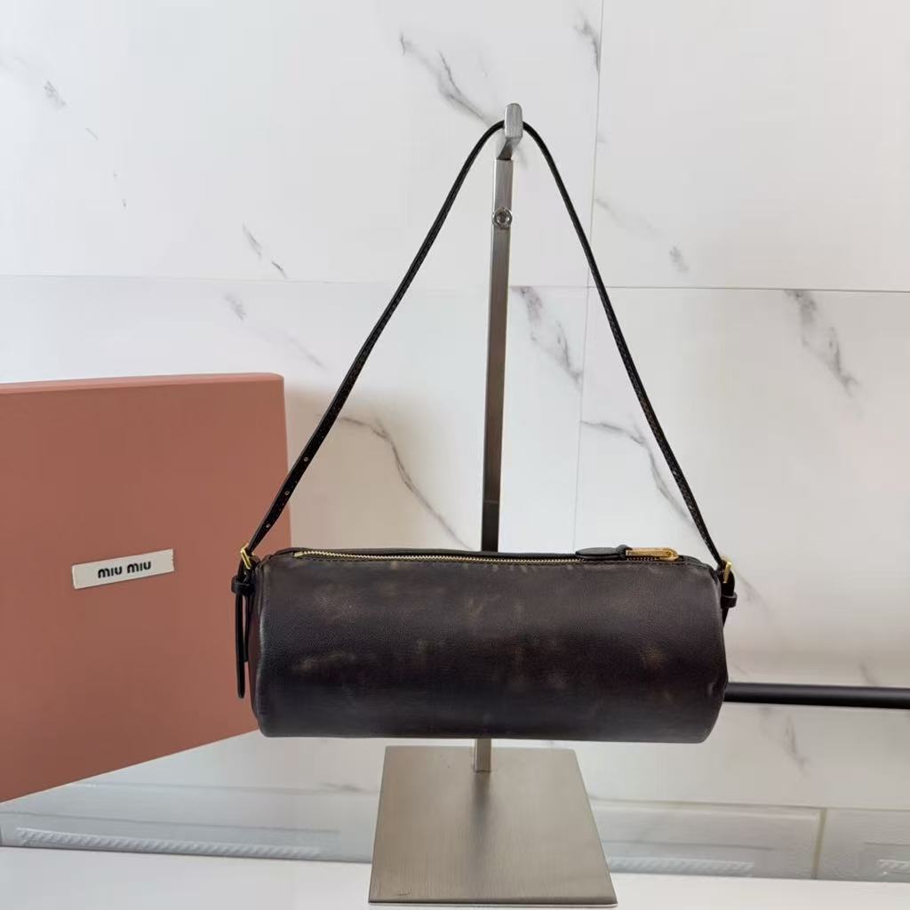 Nappa leather handbag by MiuMiu