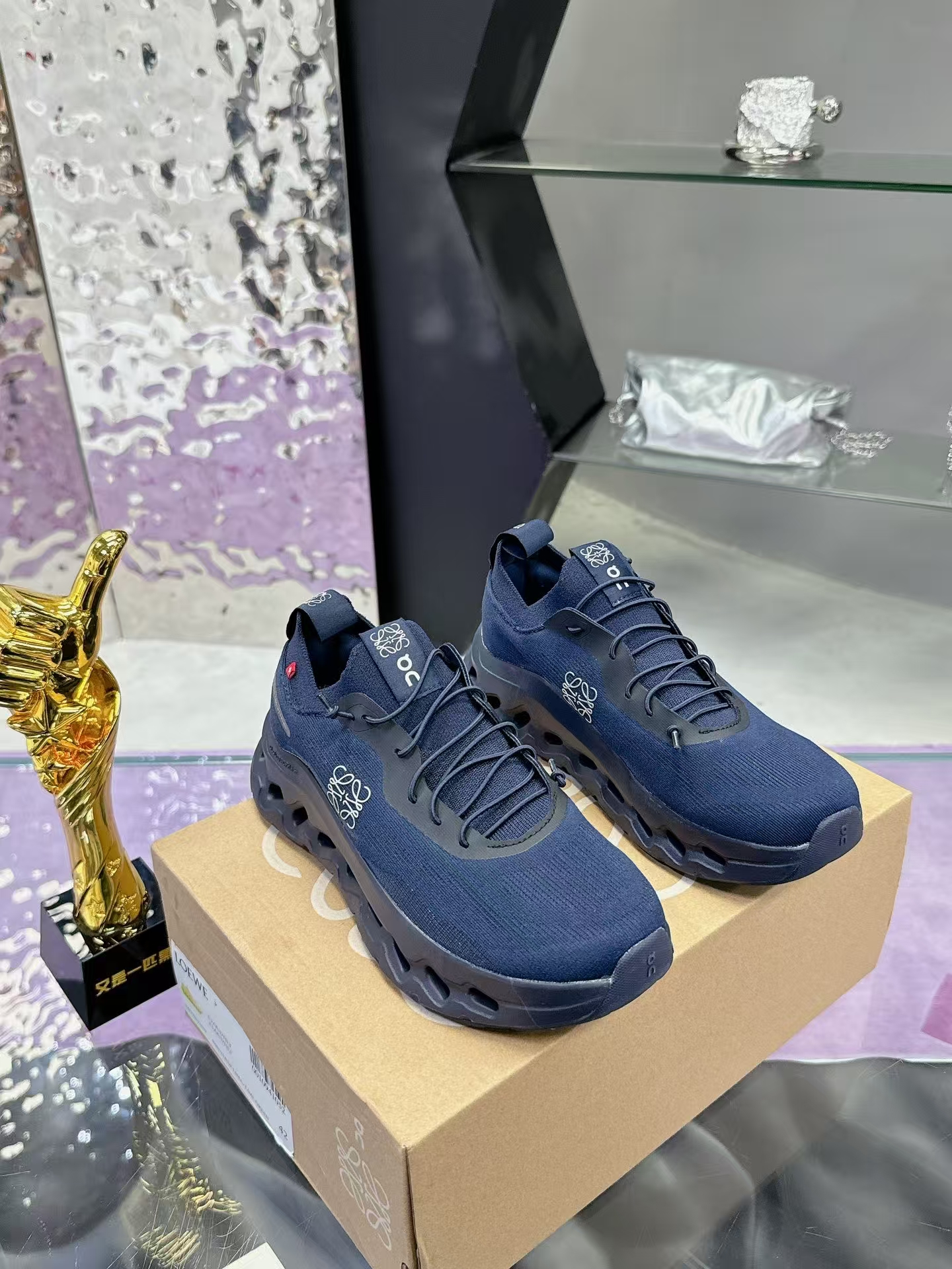 LOEWE On CloudTilt Sneakers in Navy | Comfort Runner