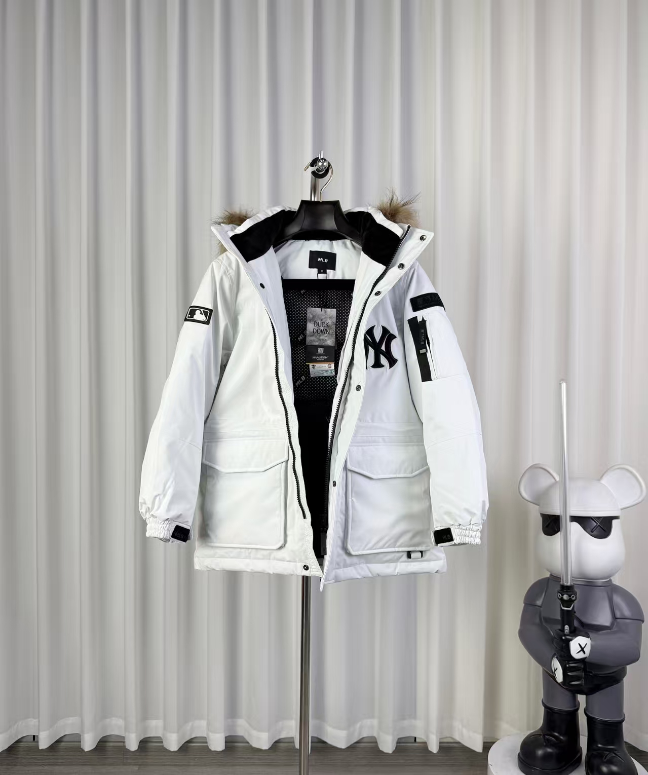 MLB Fur-Trimmed Water-Resistant Cargo Down Jacket in White