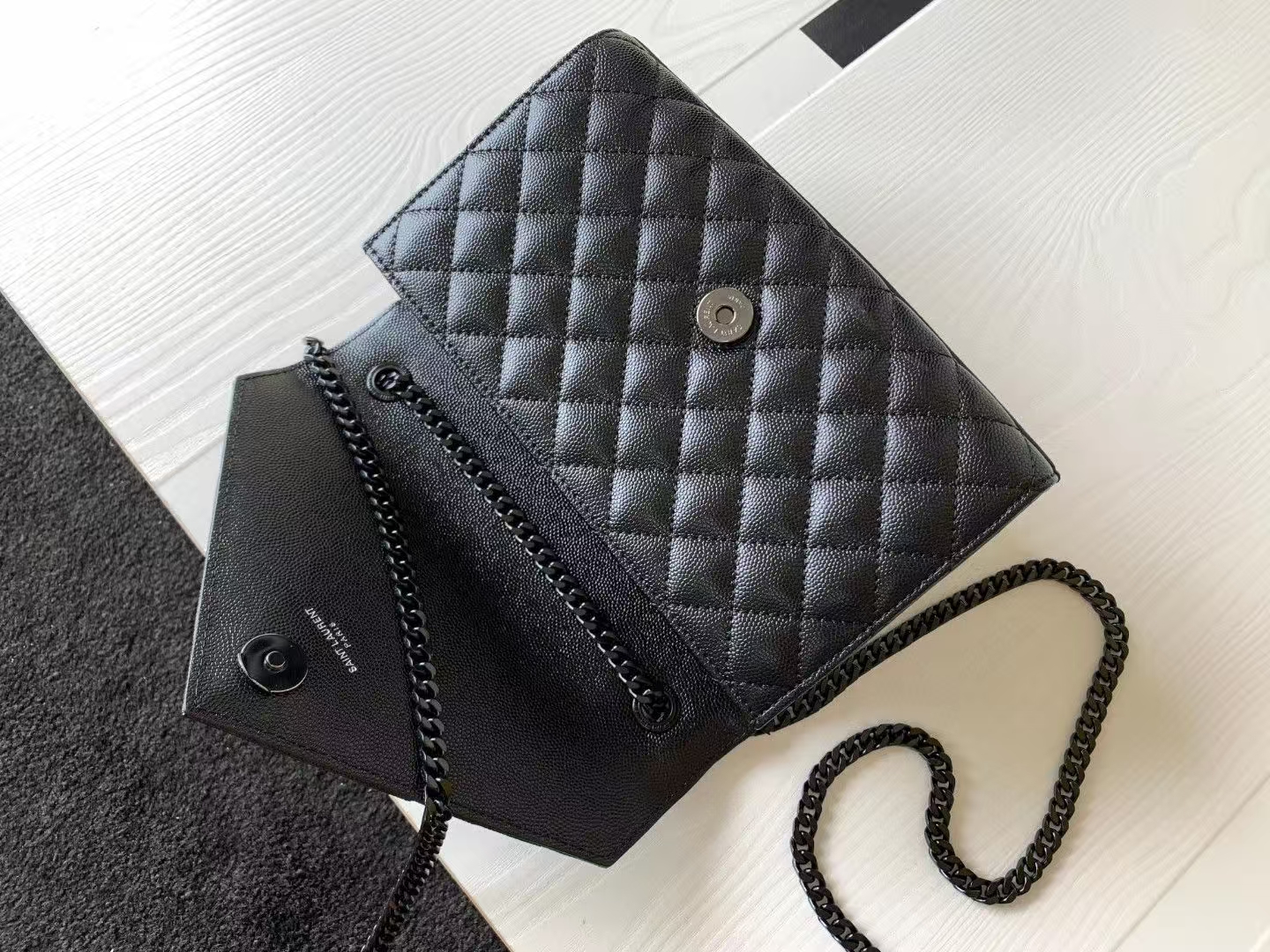 Saint Laurent Envelope Small Grain de Poudre Quilted Leather Handbag in Black