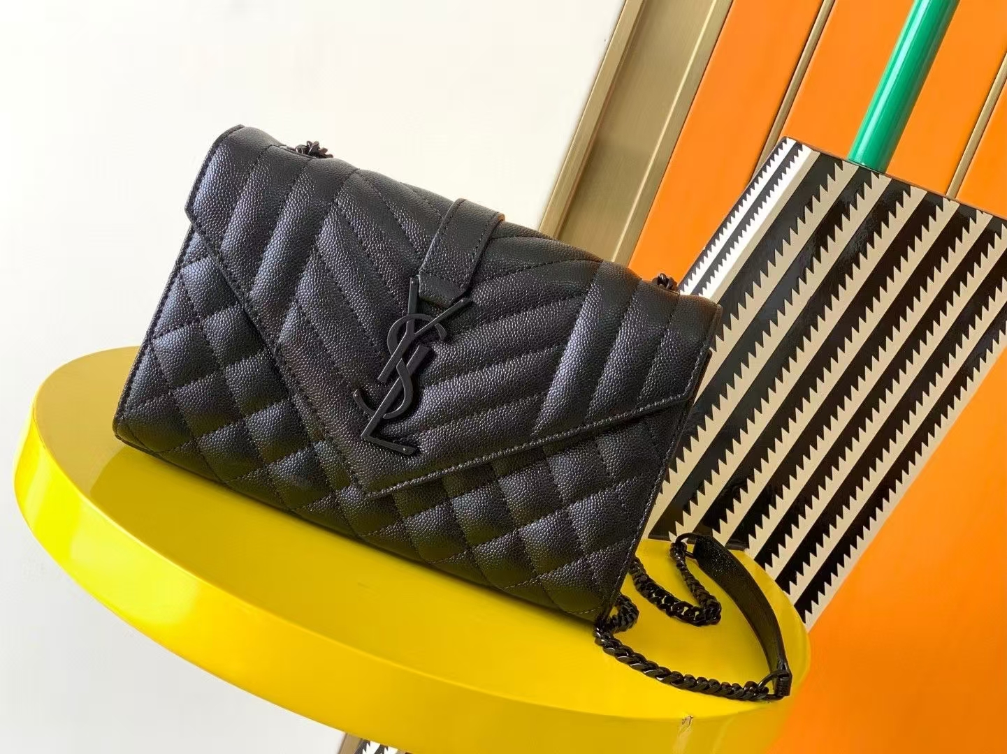 Saint Laurent Envelope Small Grain de Poudre Quilted Leather Handbag in Black