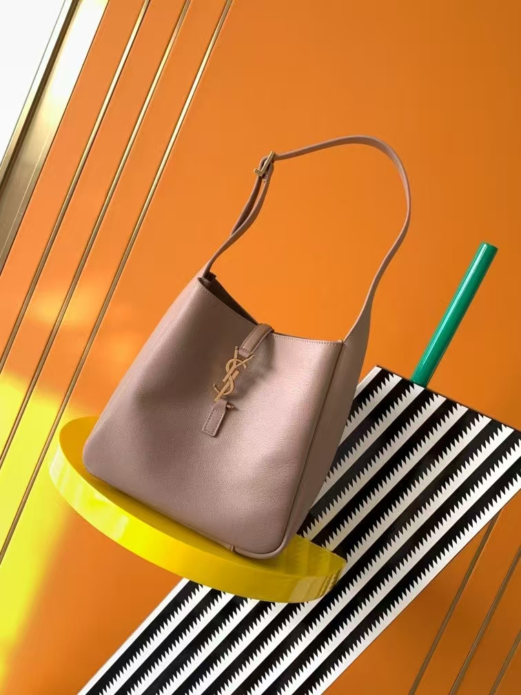 Saint Laurent Le 5 À 7 Small Grain de Poudre Leather Bag in Dusty Gray