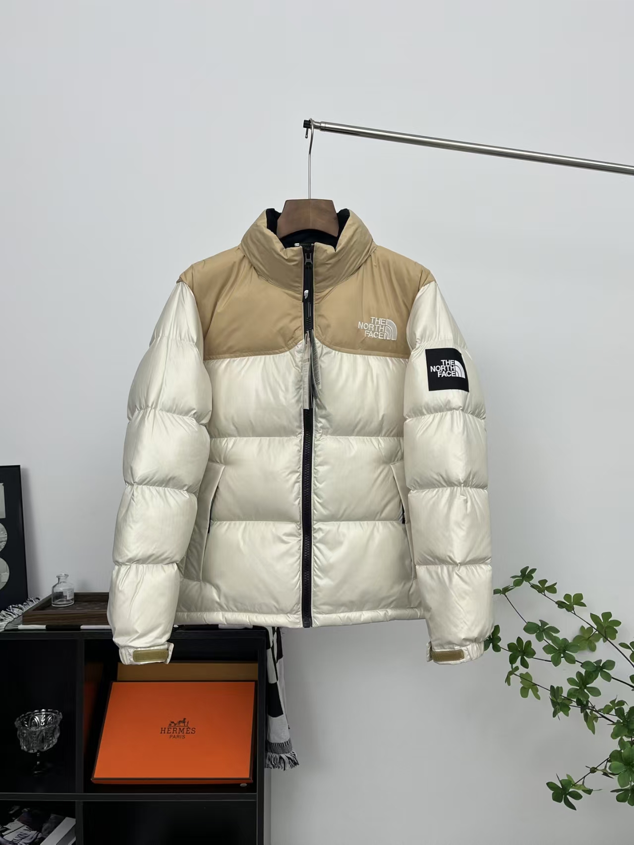 The North Face 22F-WS Nuptse Hoodie Down Jacket Wheat Color