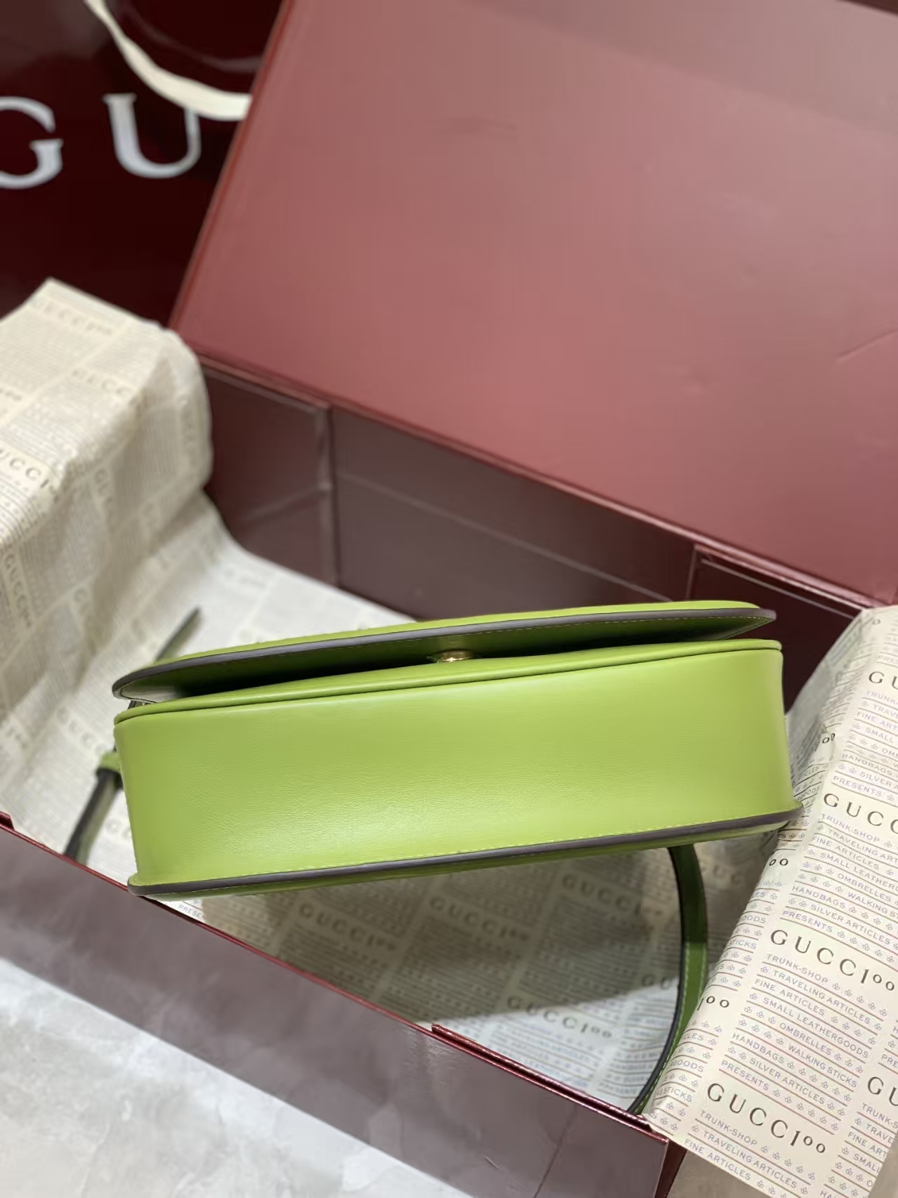 Gucci Blondie Medium Top Handle Bag