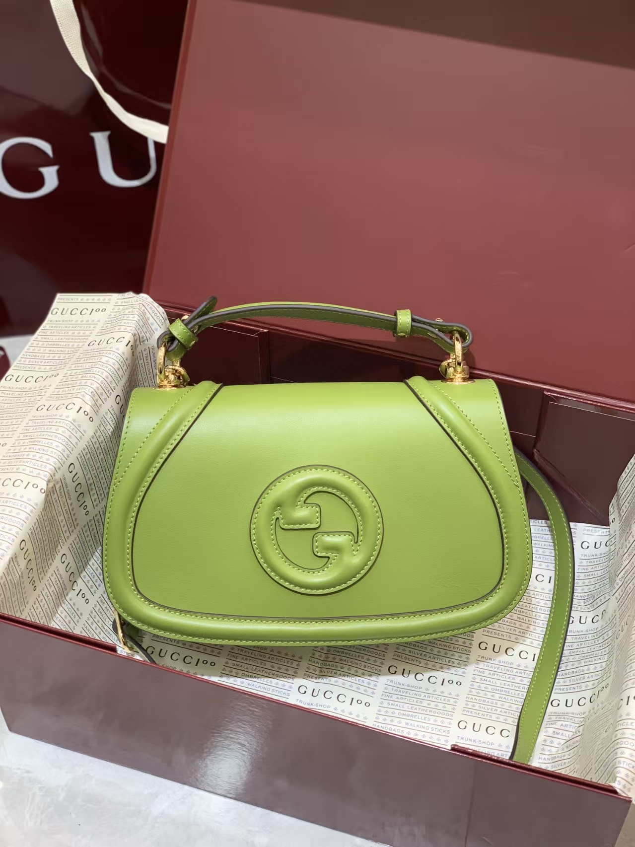 Gucci Blondie Medium Top Handle Bag