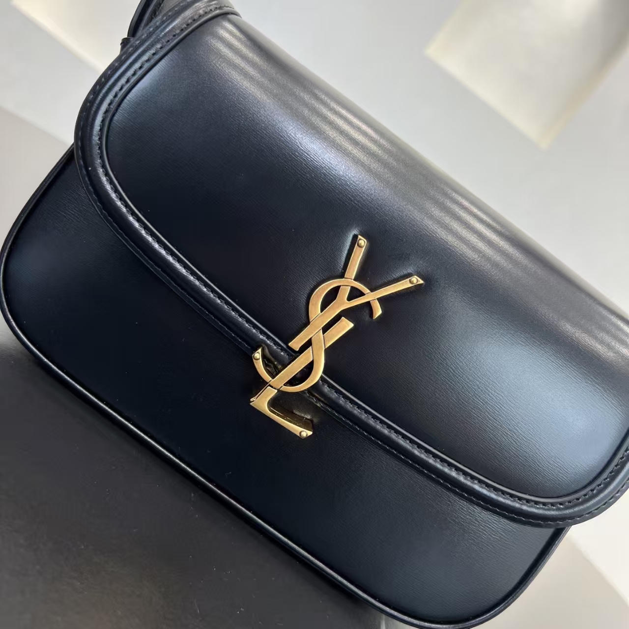 Saint Laurent Solferino Small Box Leather Handbag in Black