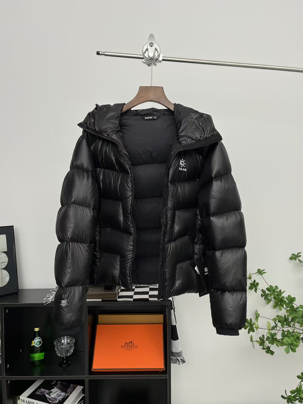 Kailas 5000GT Windproof Expedition Hooded Down Jacket in Black | Professional Mountaineering Parka