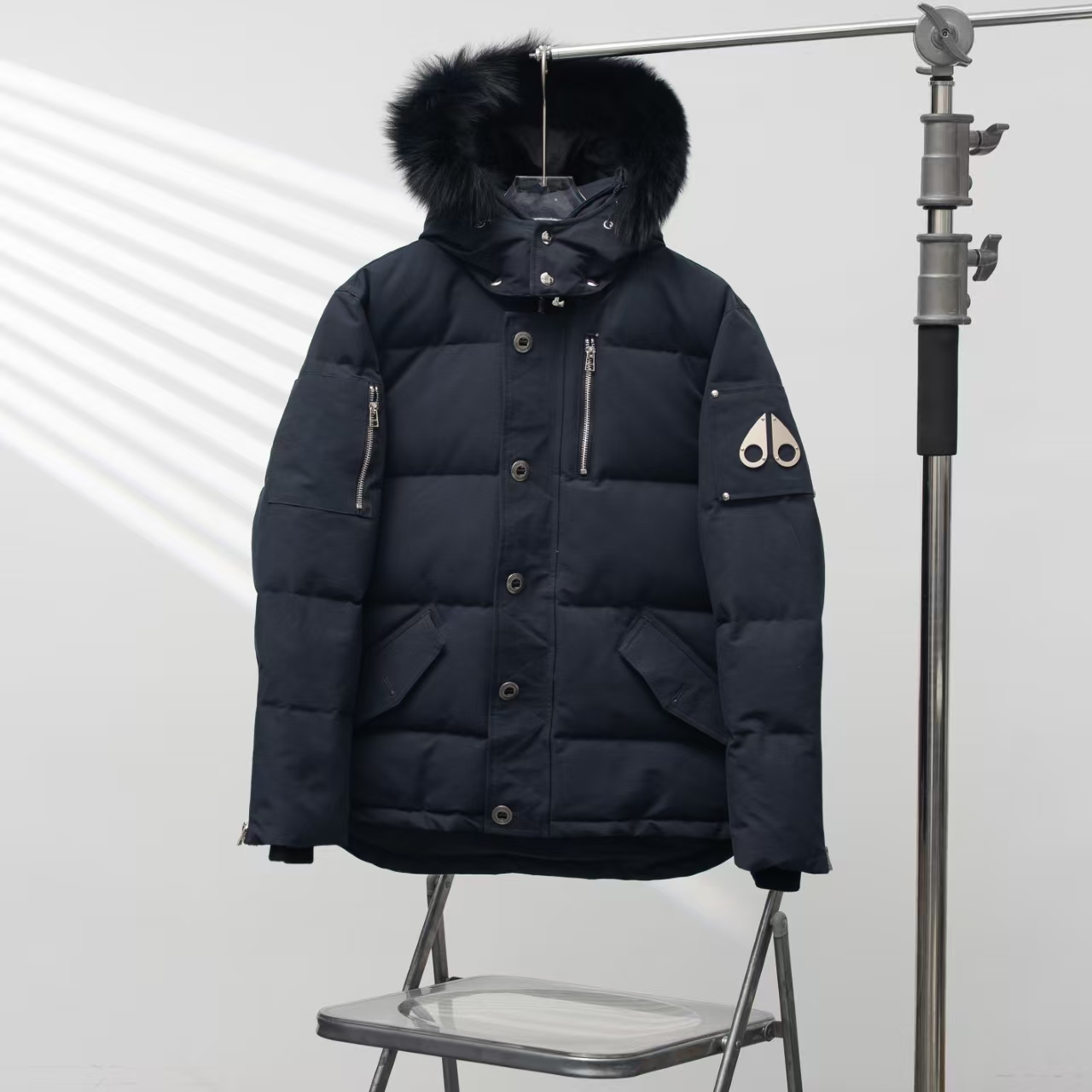 Moose Knuckles The 06 Hooded Puffer Jacket in Deep Navy