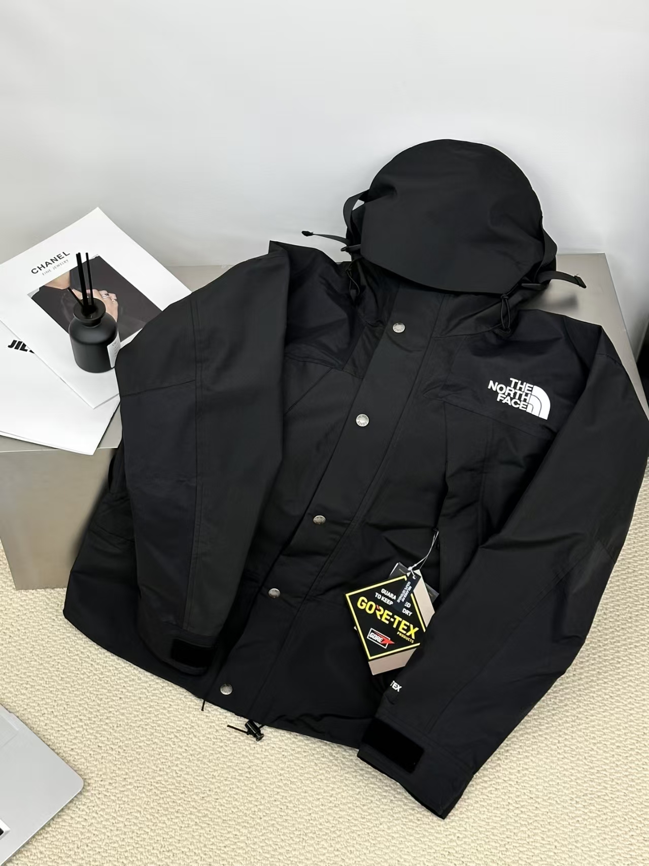 The North Face 1990 Retro Mountain Jacket in Black | GORE-TEX® Waterproof Shell