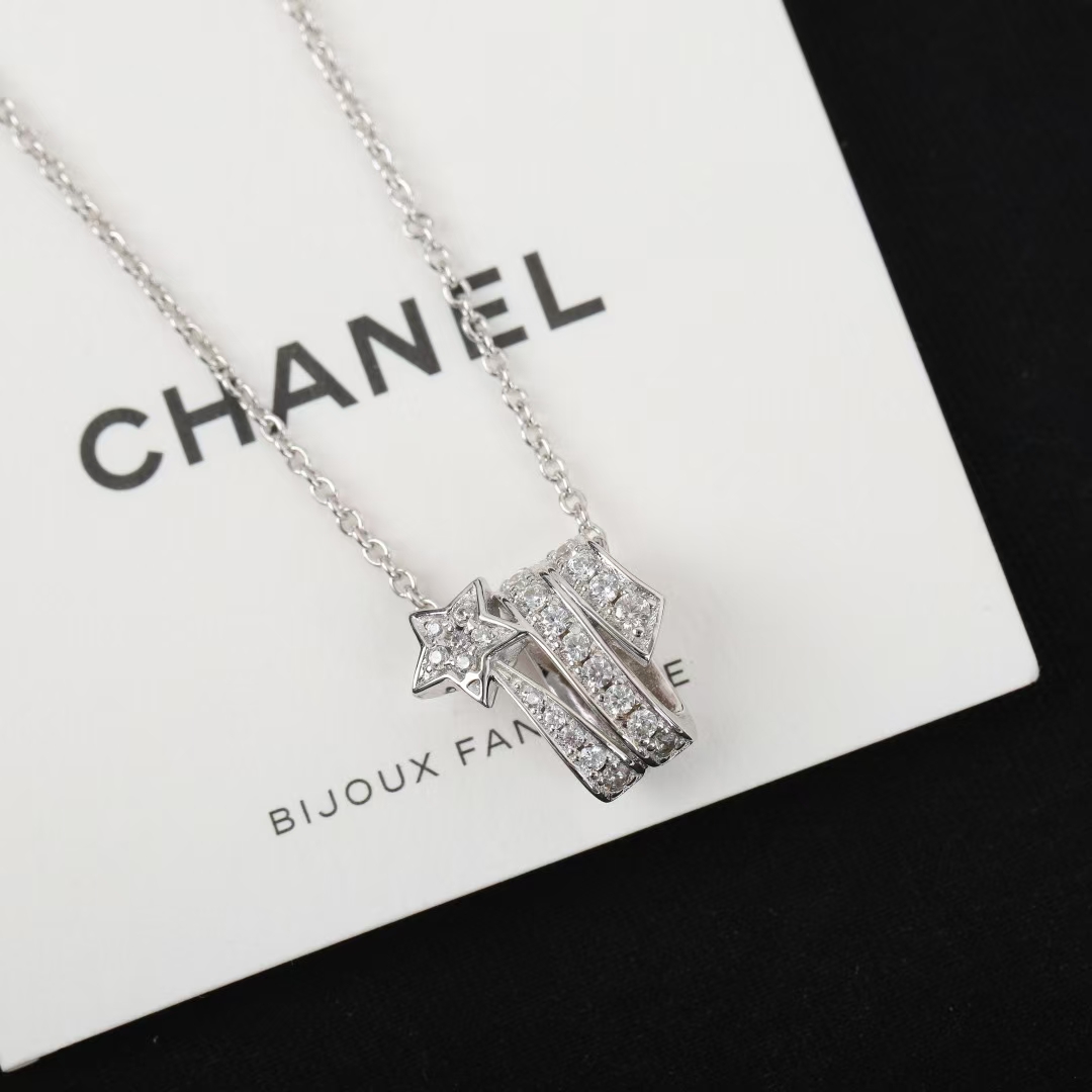 CHANEL COMET NECKLACE