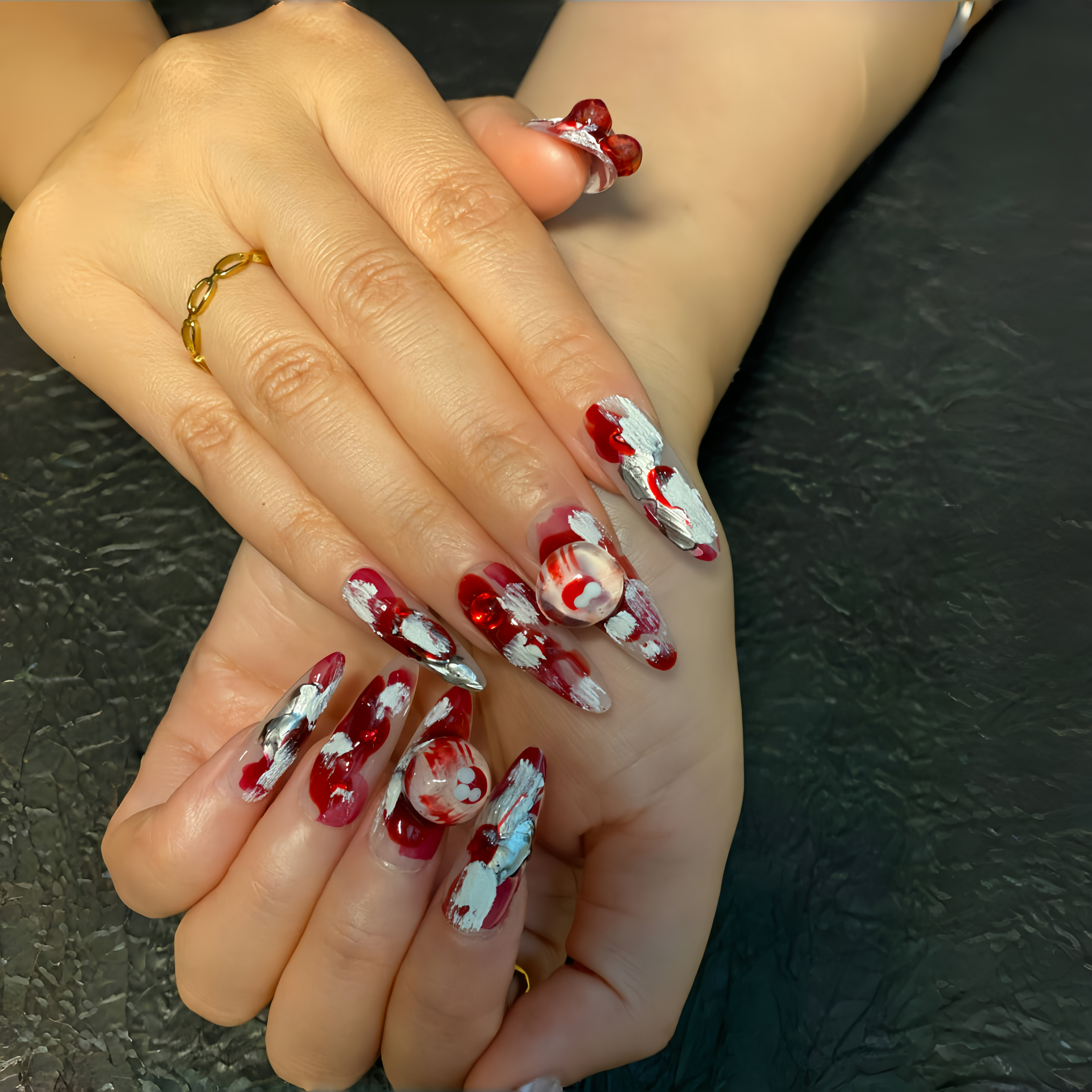 SCARLET - SILVER ARTISTIC