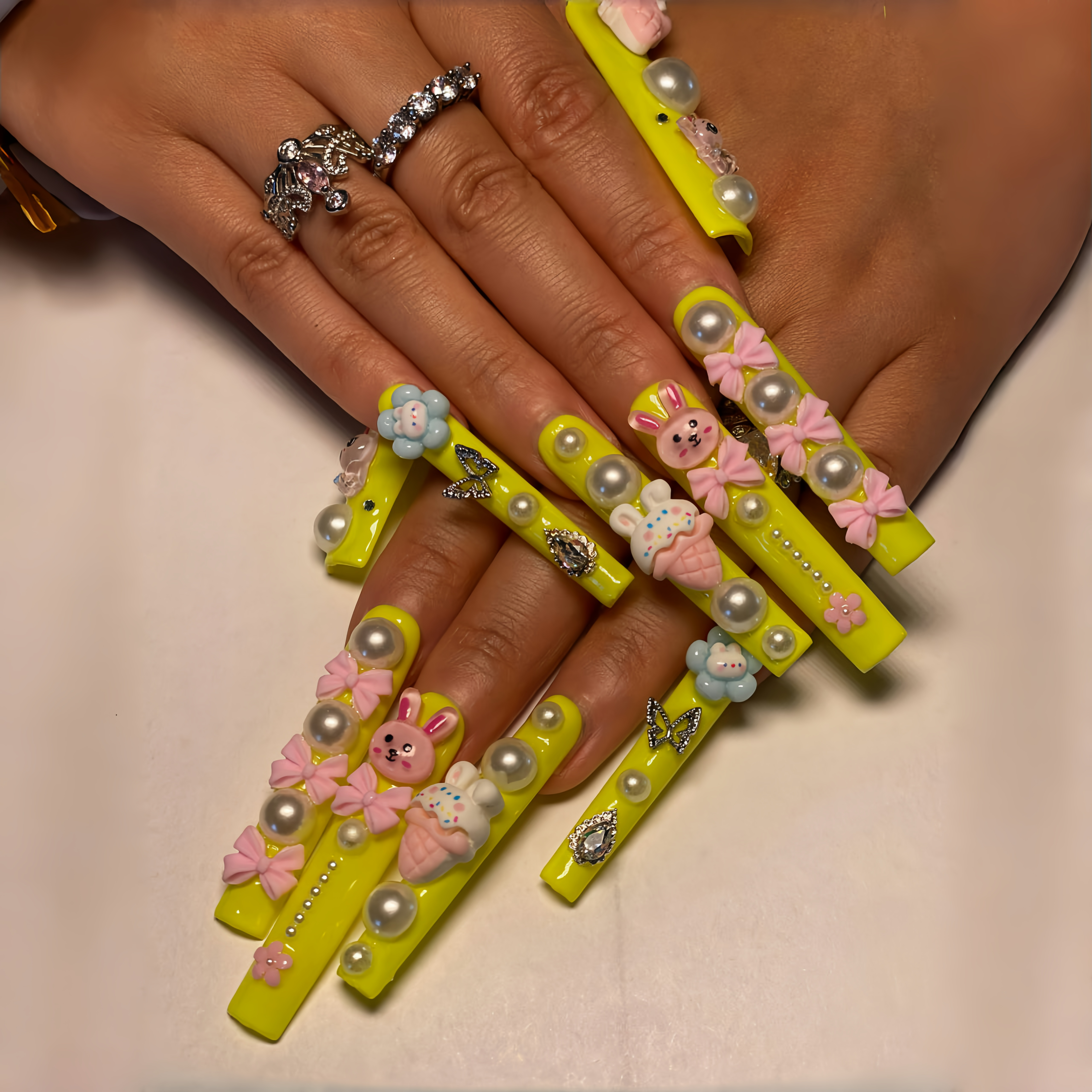 EMBELLISHMENTS RABBIT