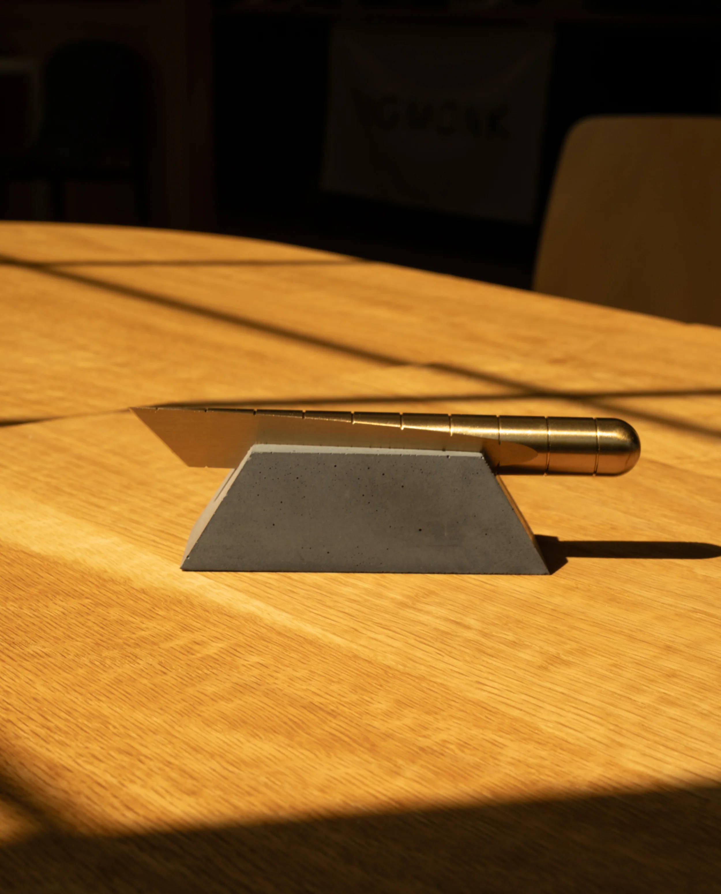 Craighill Desk Knife Plinth (Slate)