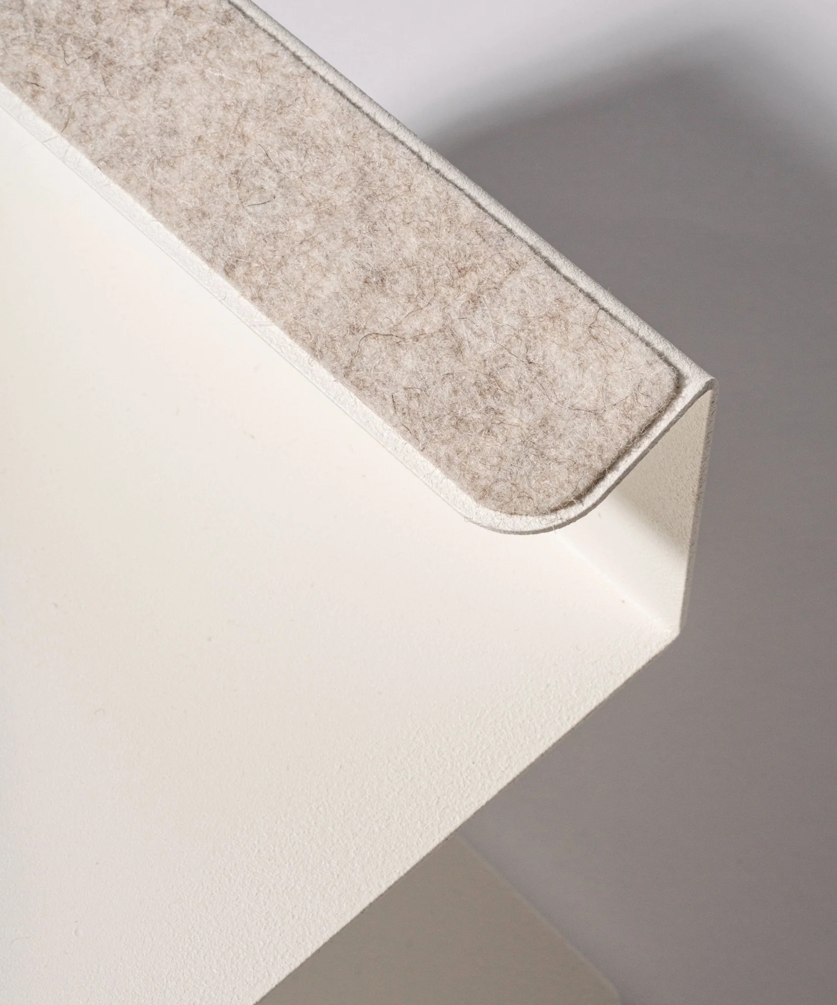 Gather Laptop Stand (White/Maple)