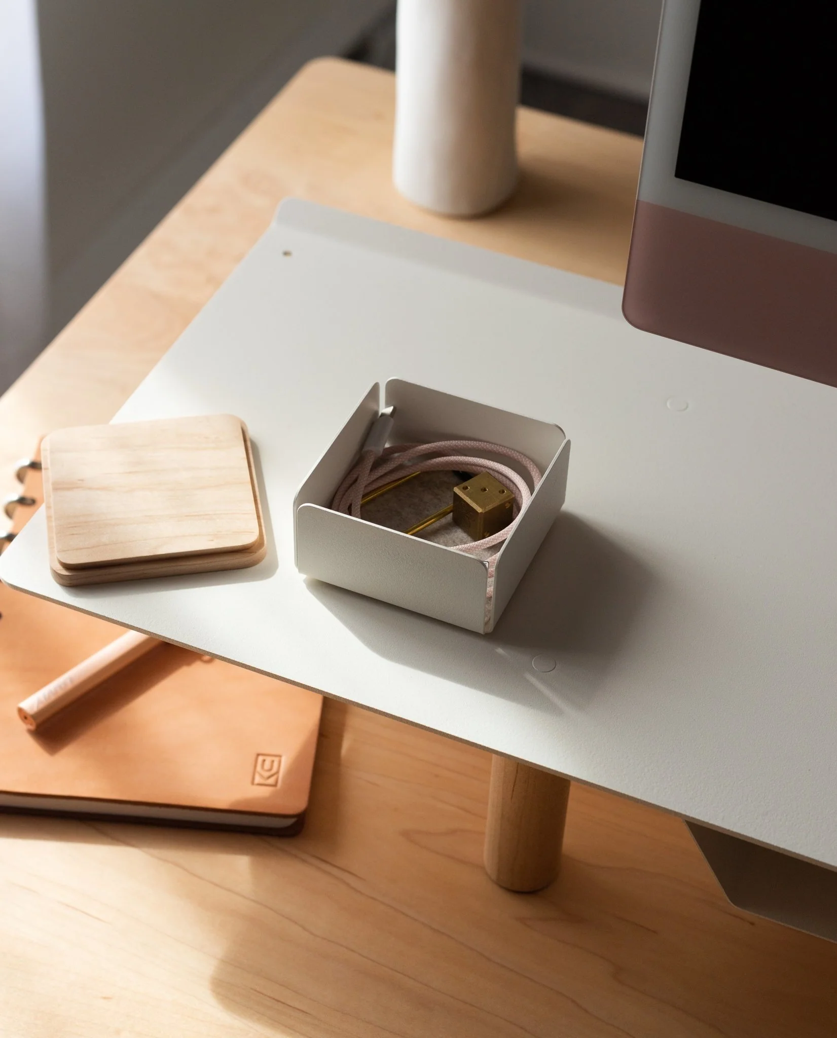 Gather Small Tray (1x1 - White)