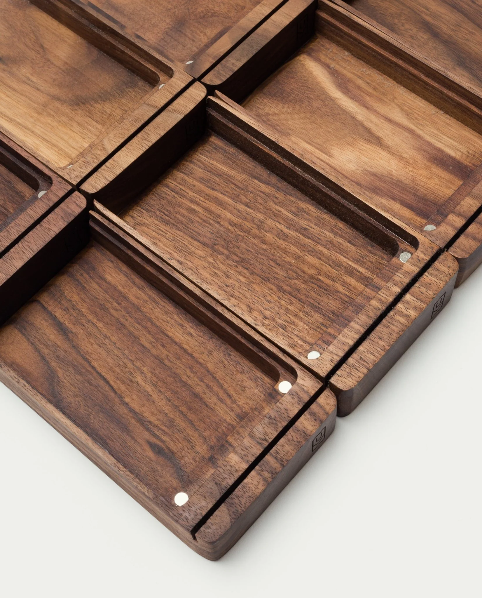 Analog Premium Wood Card Holder (Walnut)