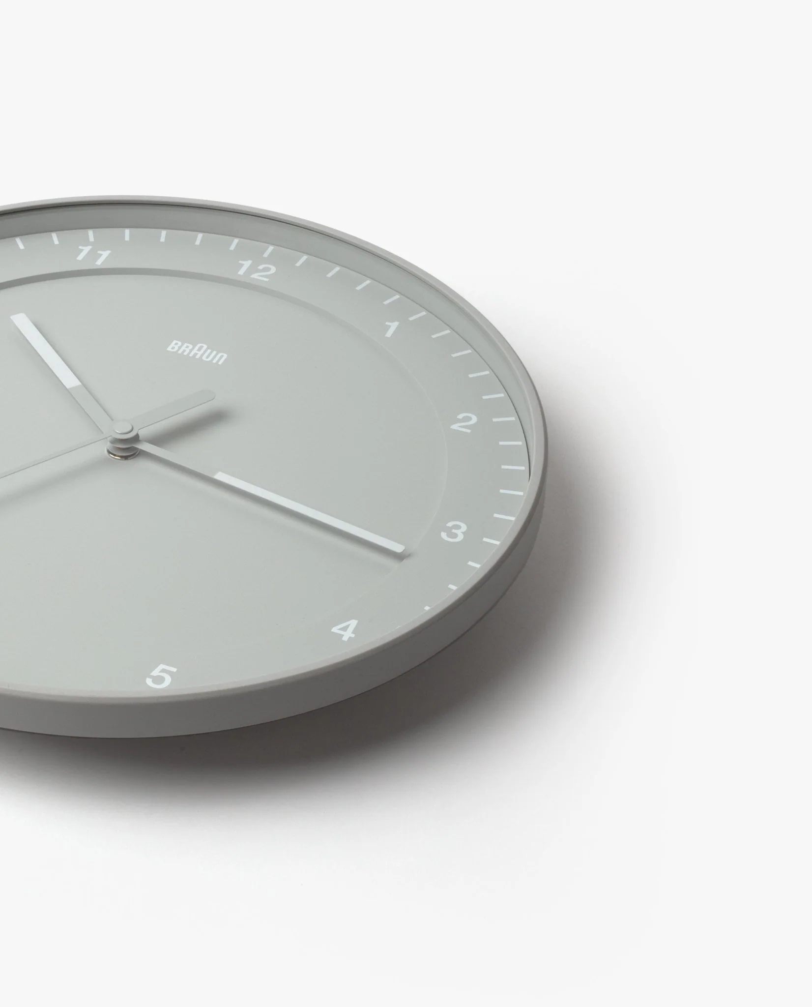 Braun Wall Clock (Gray)