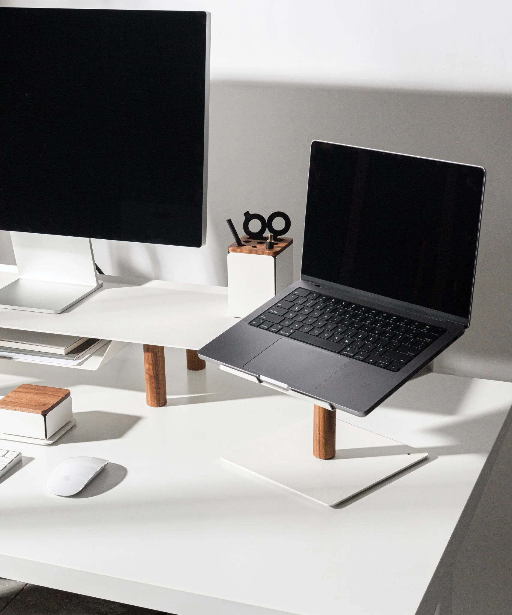 Gather Laptop Stand (White/Walnut)