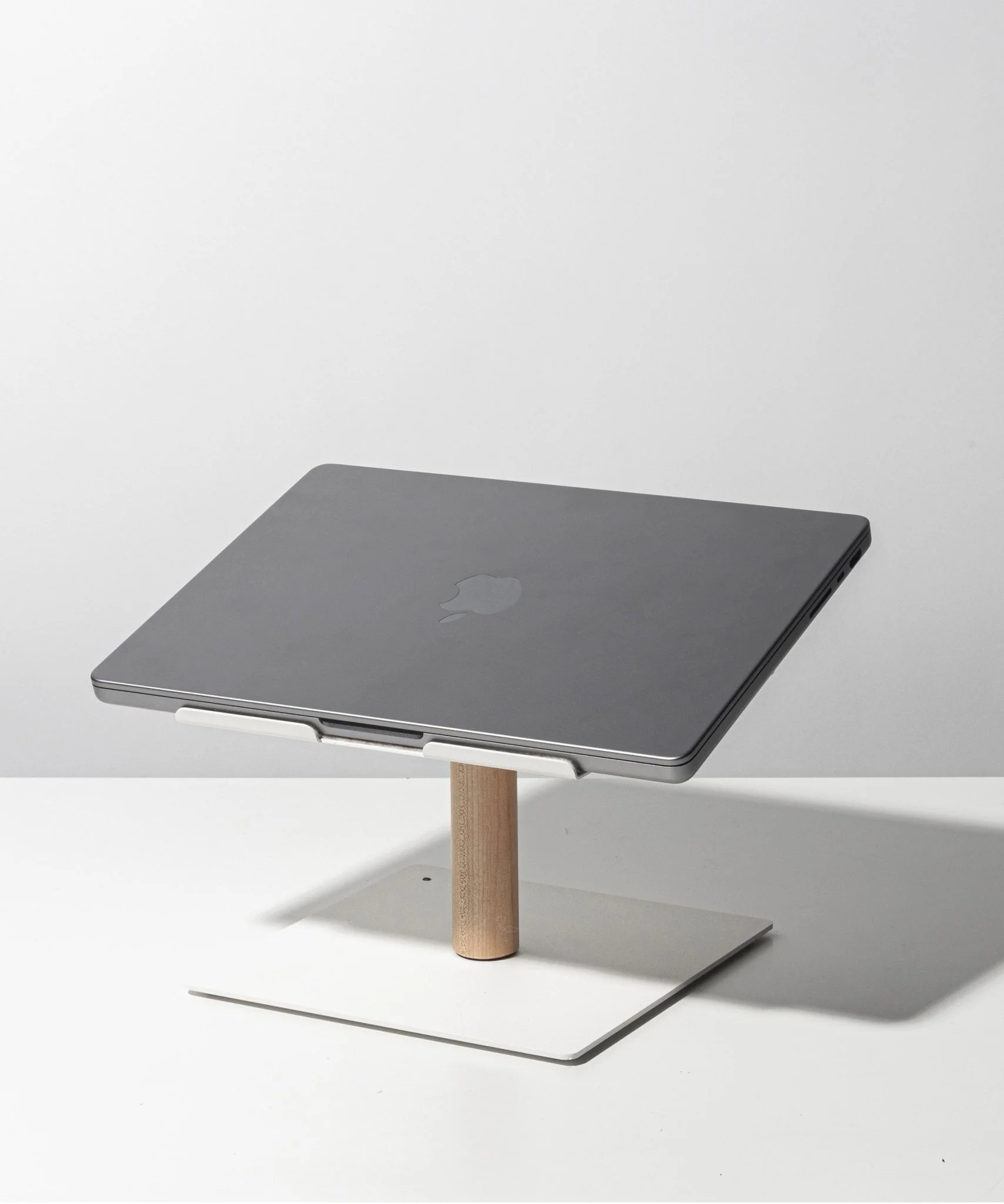 Gather Laptop Stand (White/Maple)